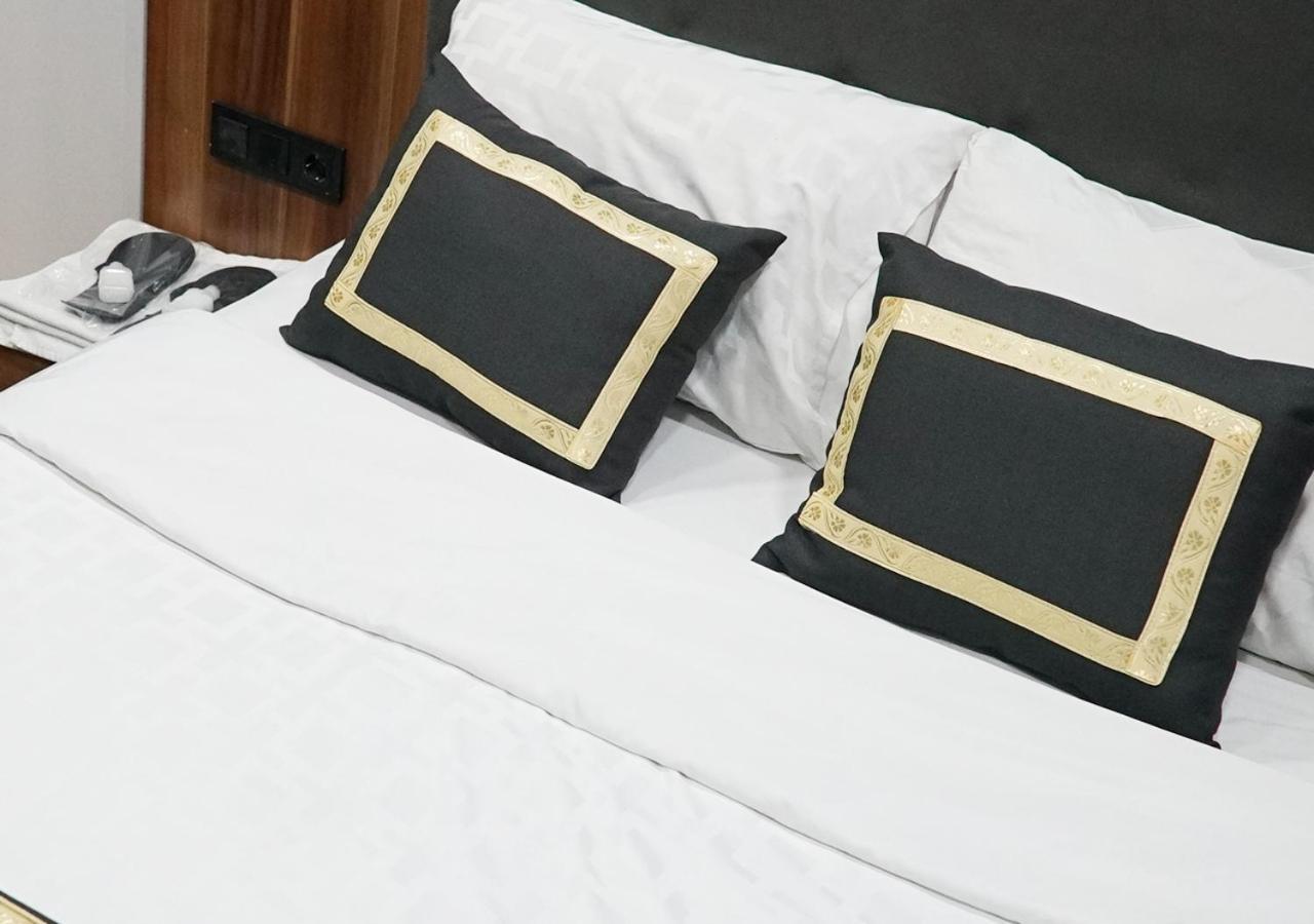 Ottoman Istanbul Airport Otel Esterno foto